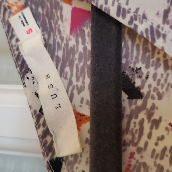 Lush Top - Picture 3 of 5